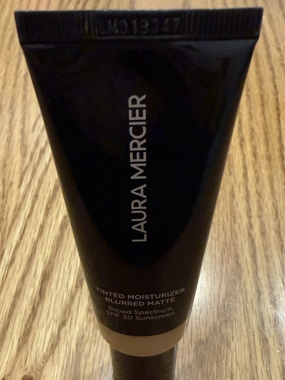 Laura Mercier Tinted Moisturizer Blurred Matte SPF 30 2W Citrine 1.5 oz NEW